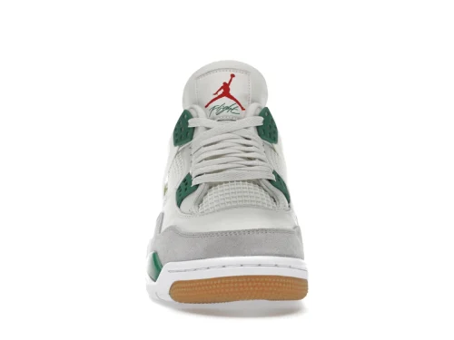 Air Jordan 4 Retro SB "Pine Green" Sneakers