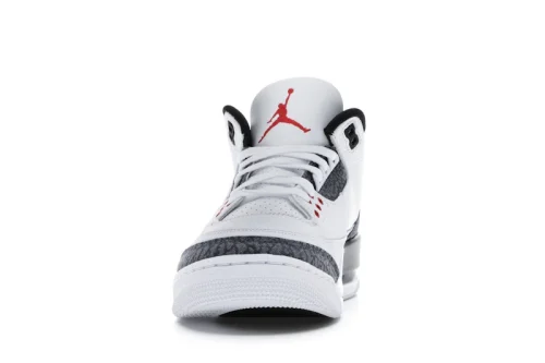 Air Jordan 3 Retro SE "Fire Red Denim" Sneakers