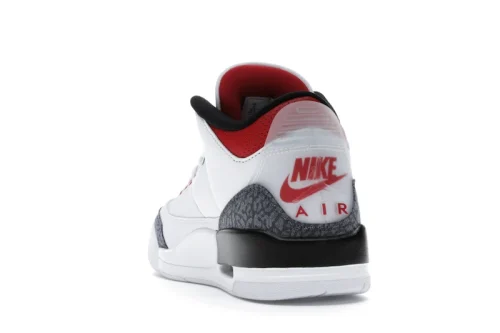 Air Jordan 3 Retro SE "Fire Red Denim" Sneakers