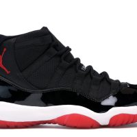 Jordan 11 Retro Playoffs