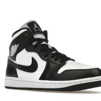 Jordan 1 Mid Panda