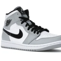 Jordan 1 Mid Light Smoke Grey