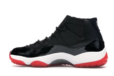 Jordan 11 Retro Playoffs