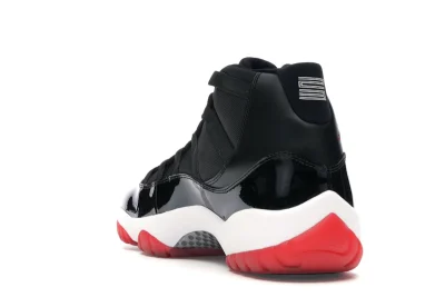 Jordan 11 Retro Playoffs