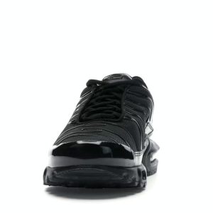 Nike Air Max Plus Triple Black
