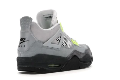 Jordan 4 Retro SE 95 Neon - Image 5