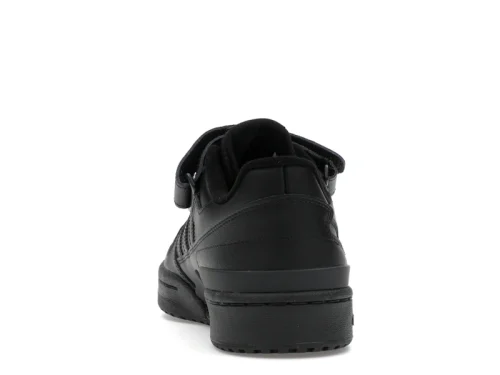 Adidas Forum Low Triple Black