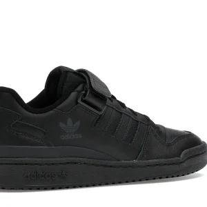 Adidas Forum Low Triple Black